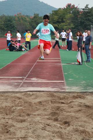 Ƭ 040.jpg