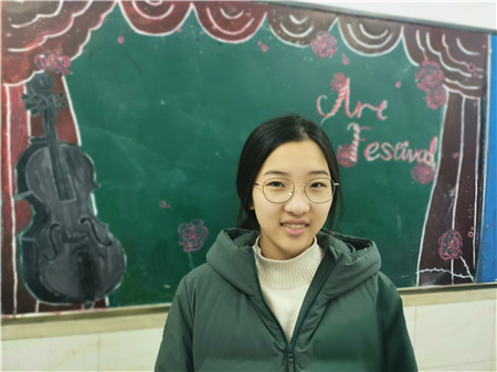 提名奖:金婉婷,邱予涵,寿溪晗,唐静怡大家好,我是初一(2)班的周烨